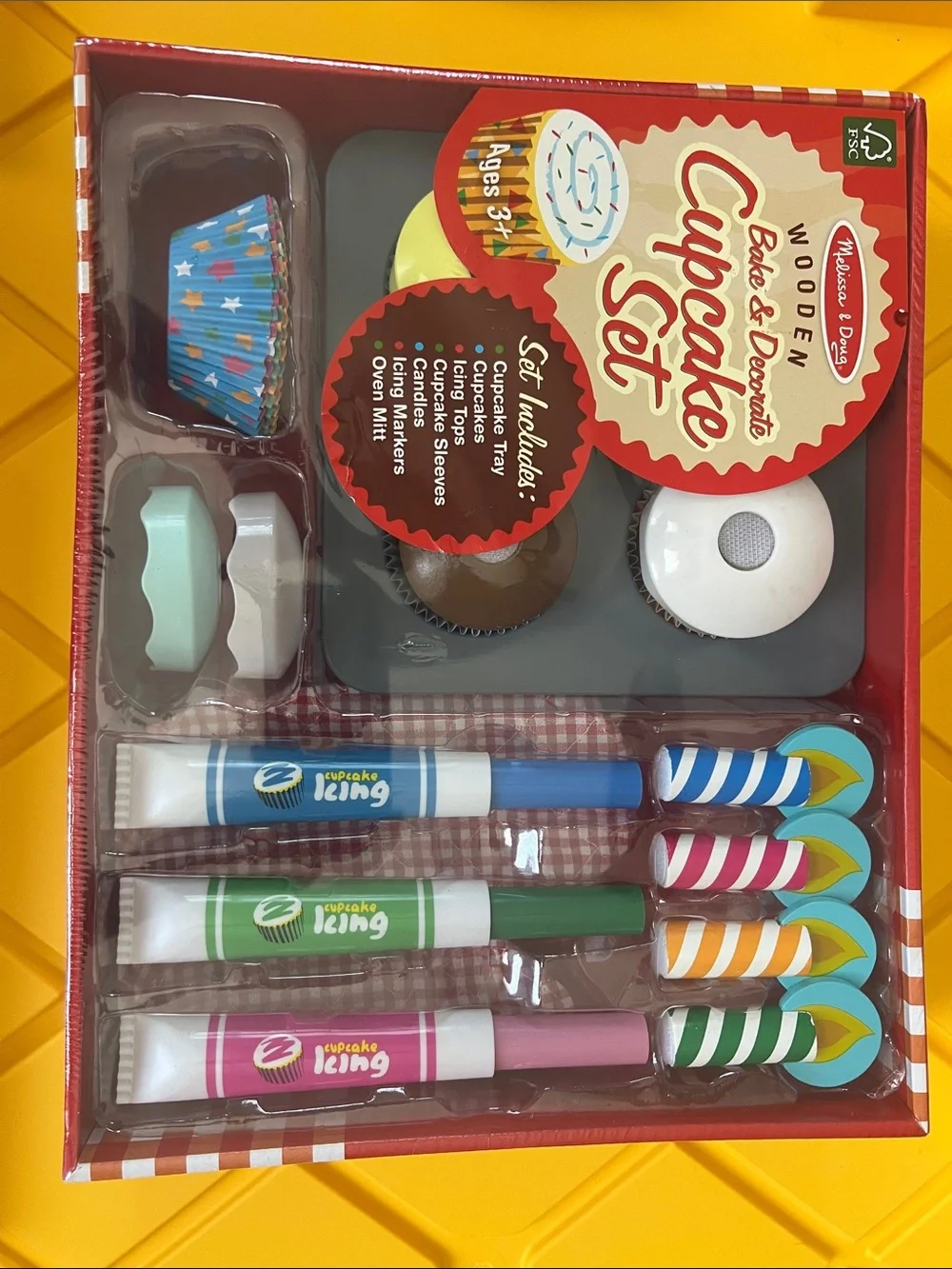 Melissa & Doug Wooden Bake & Decorate Cupcake Set - Multicolor